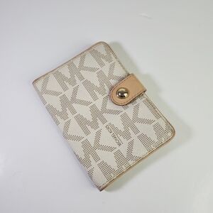 Michael Kors MK Passport Holder Beige Monogram Wallet